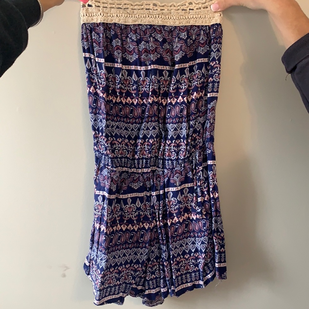 patterned strapless romper